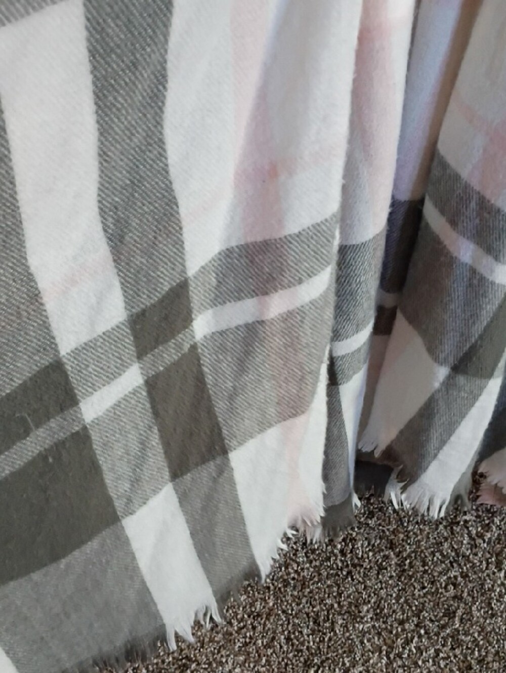 chatties Gray, Cream & Pink Plaid Open Front Cape - Picture 4 of 5